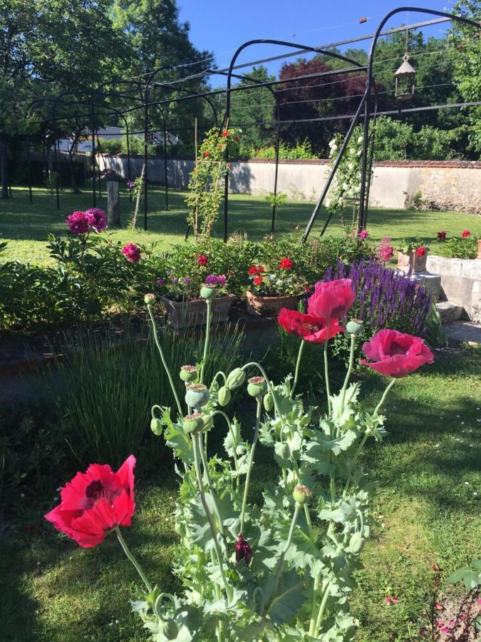 Bed and Breakfast La Valiniere Seur Экстерьер фото